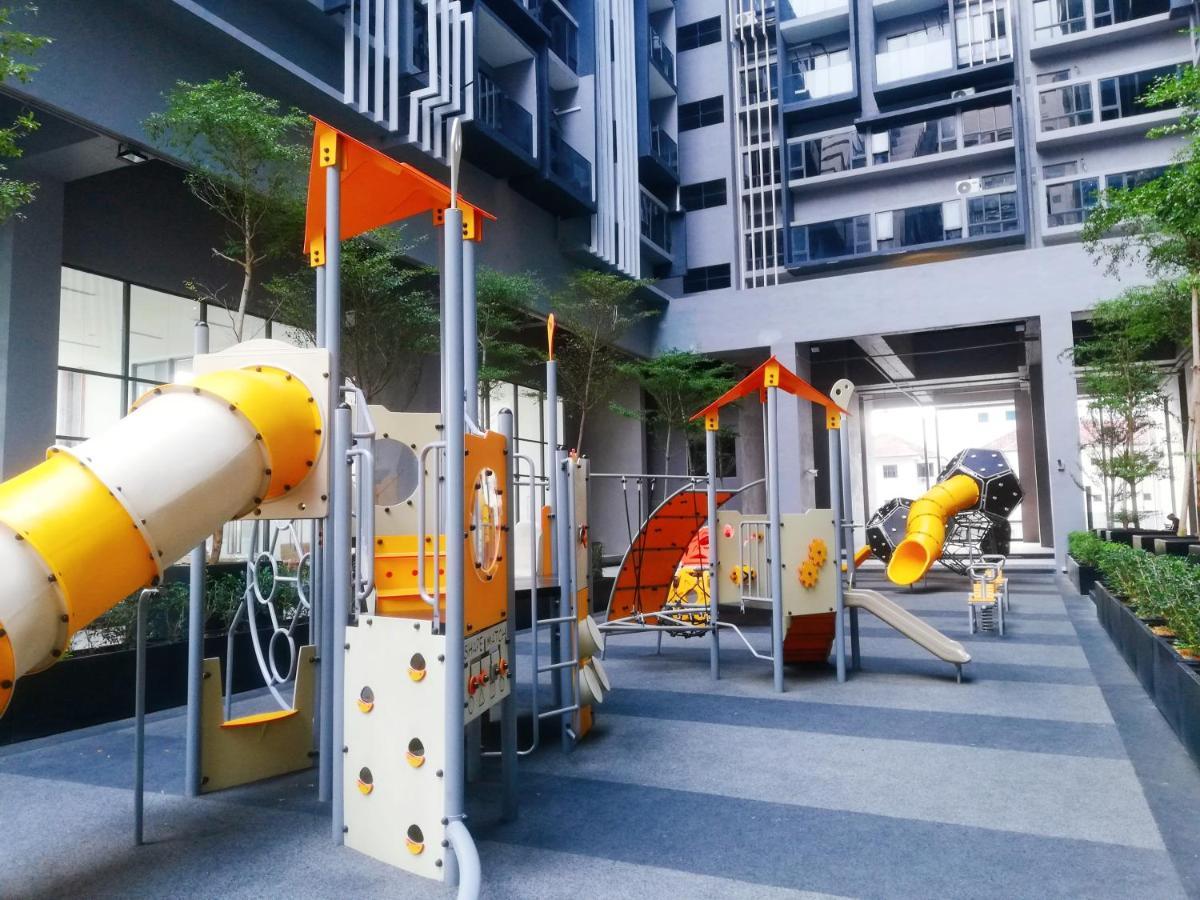 Imperio Melaka Family Suites By Jeffery Lam Home Management Εξωτερικό φωτογραφία